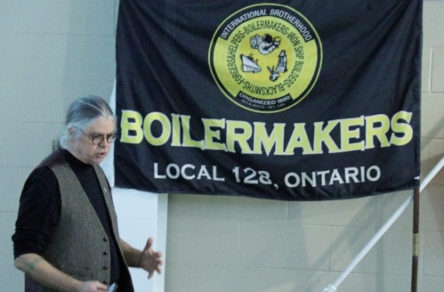 Blair Allin, National H&S Representative, leading a recent Working Mind program for the Lodge 128 Steward training class.